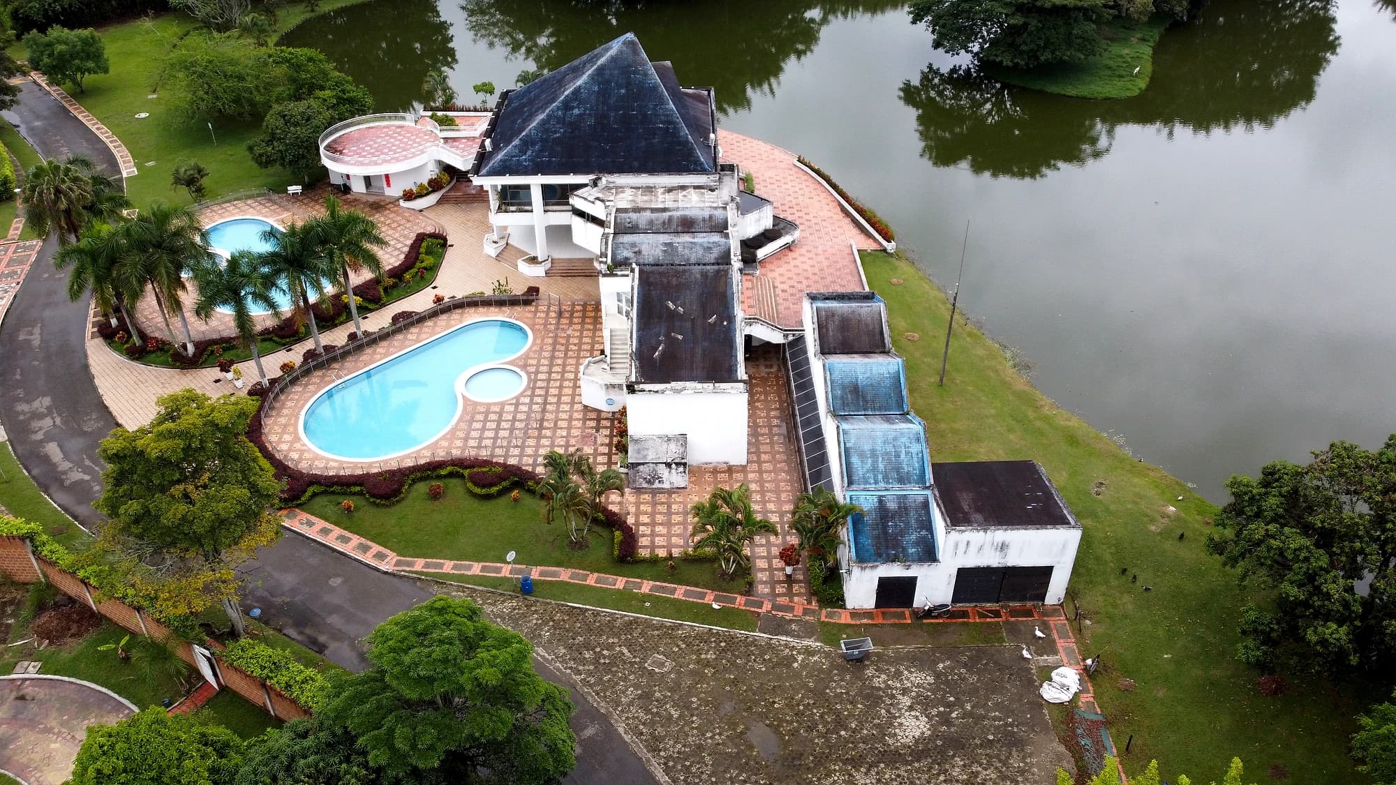 Mantenimiento de Piscina - Marzo 2026